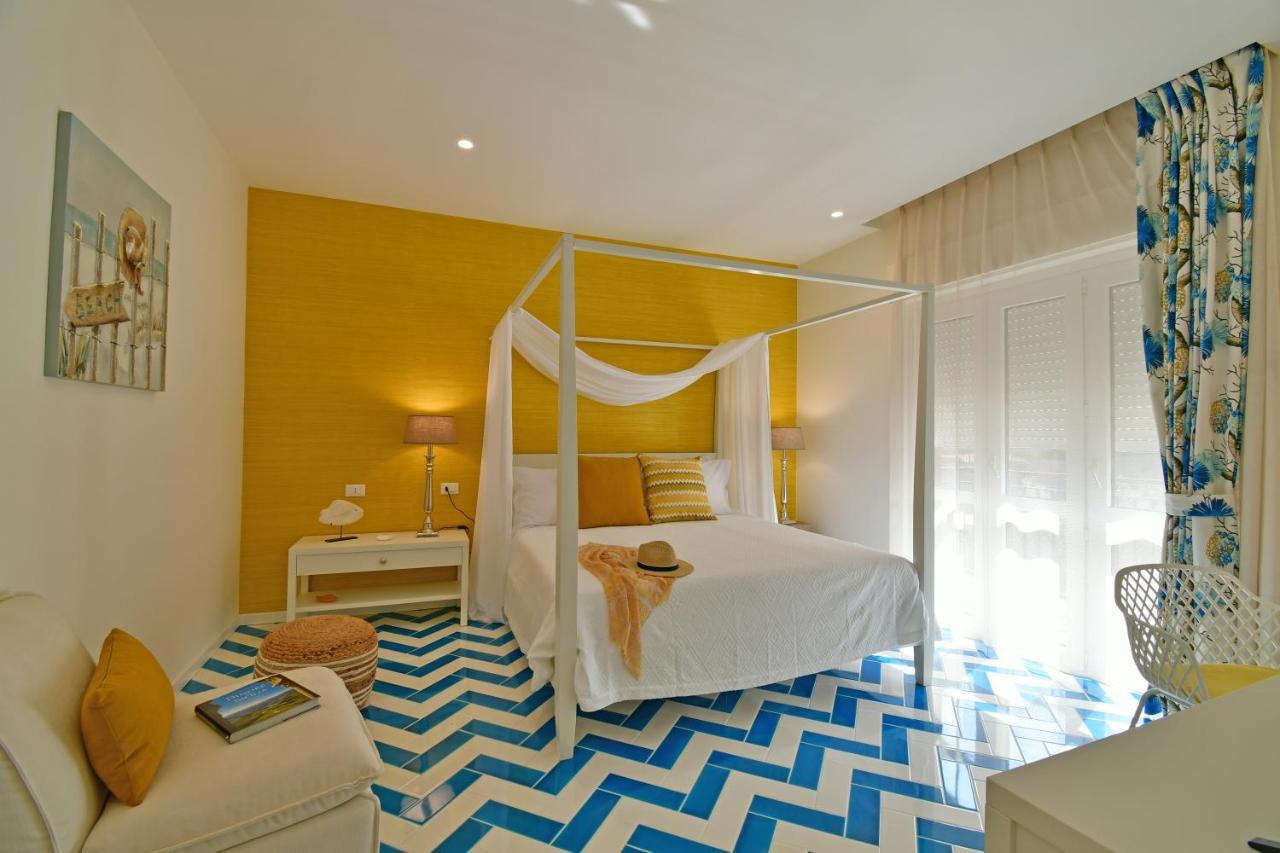 Luxury Suites Joy In تْشيفالو المظهر الخارجي الصورة